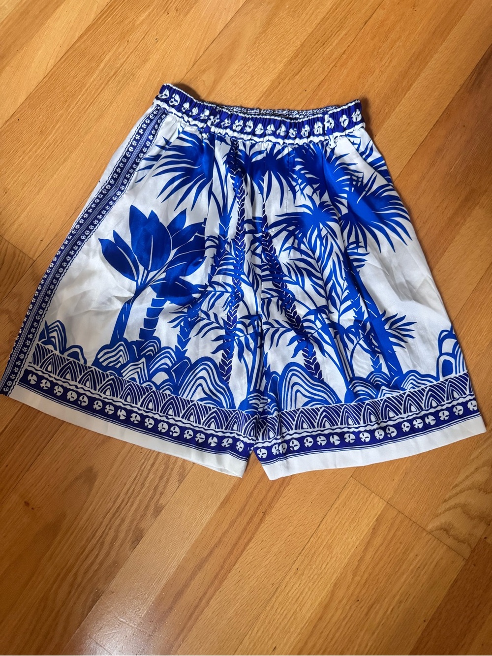 Zara Blue and White Tropical-Print Shorts